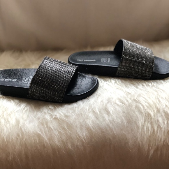 Silver Glitter Slides - Picture 2 of 4